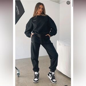 White Fox “not an issue” Sweatpants